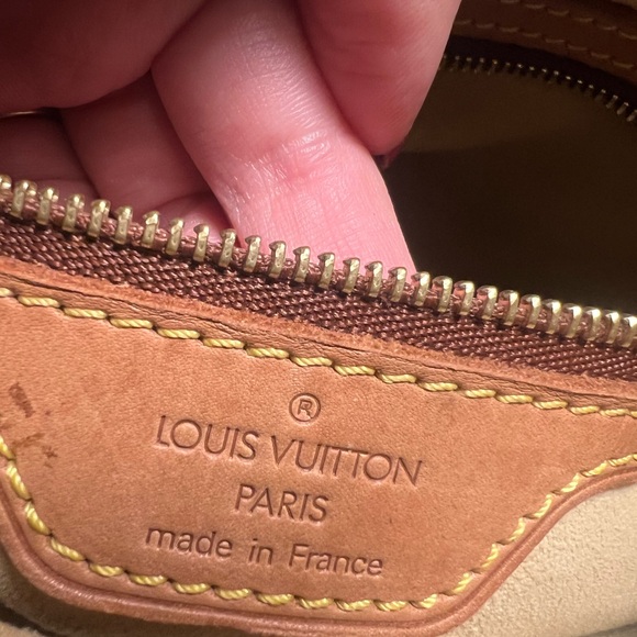 Louis Vuitton Looping GM vintage - 💎Authenticated 💎 - Picture 14 of 16